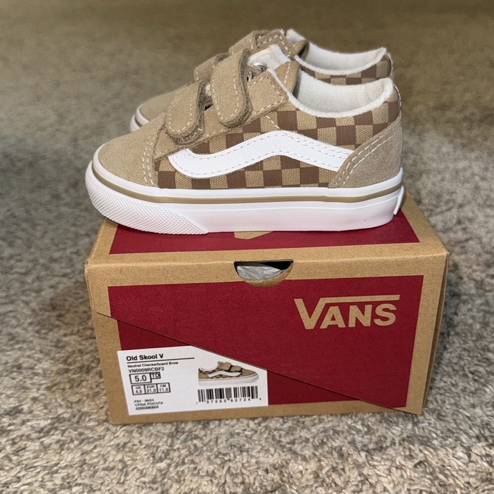 Vans Tan and White Sneakers with Velcro Straps
